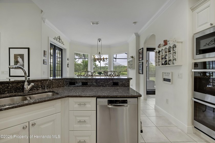 Welcome to this exceptional waterfront retreat, lovingly - photo 17