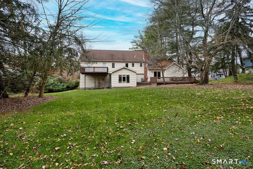 This sensational open-concept home is designed for both comfort - photo 25