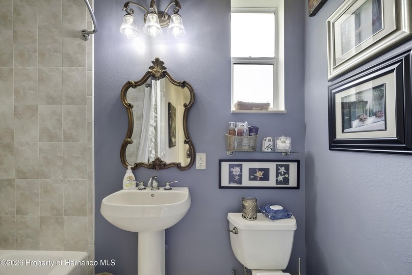 Welcome to this exceptional waterfront retreat, lovingly - photo 38