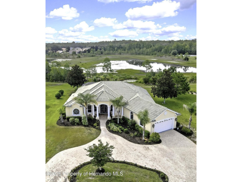 Welcome to this exceptional waterfront retreat, lovingly - photo 42