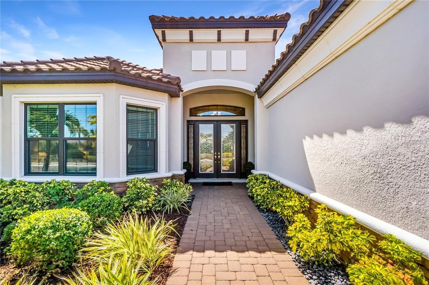 Under contract-accepting backup offers. Experience elevated - photo 8