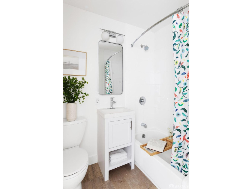932 Broderick Street #2 is a beautifully renovated 2-bedroom - photo 17