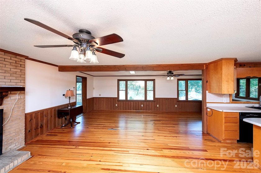 Welcome to this 4-bedroom, 3-bathroom waterfront retreat on the - photo 9