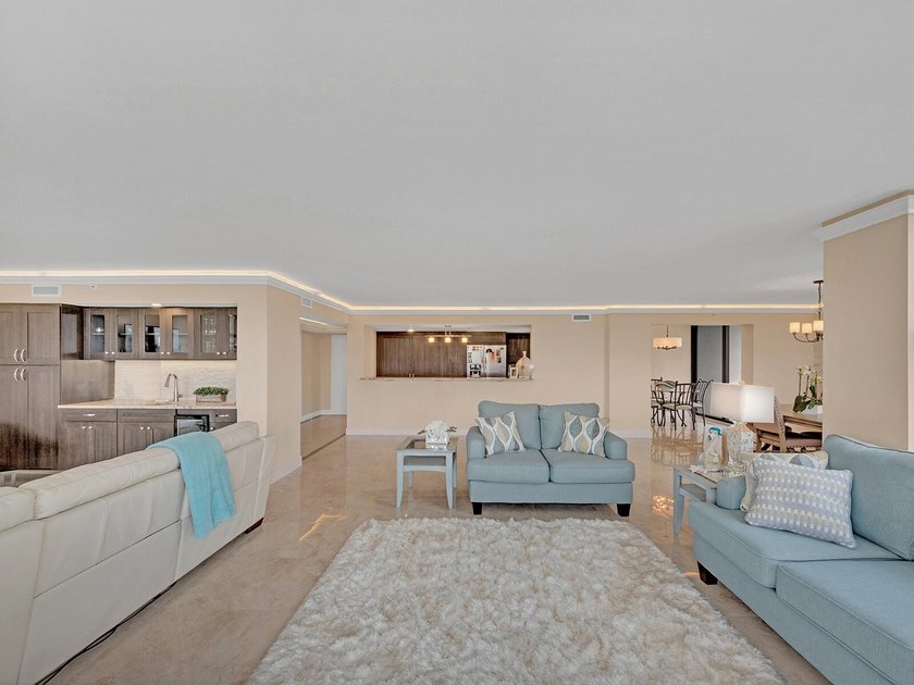 Absolutely Stunning 3 Bedroom Model Condo with Gorgeous Ocean - photo 13