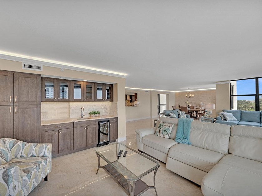 Absolutely Stunning 3 Bedroom Model Condo with Gorgeous Ocean - photo 16