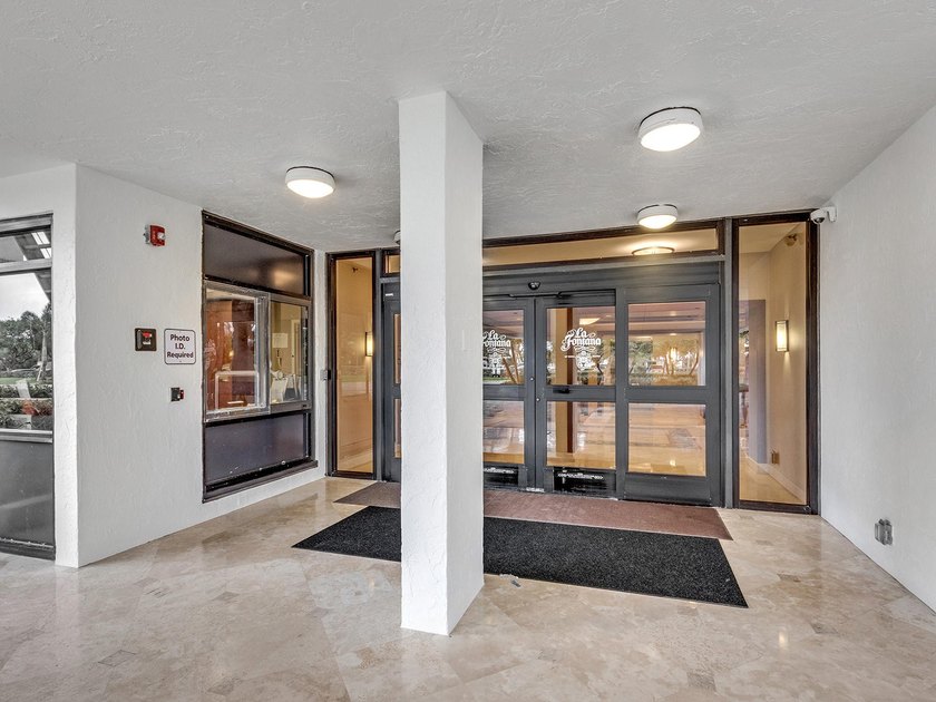 Absolutely Stunning 3 Bedroom Model Condo with Gorgeous Ocean - photo 37