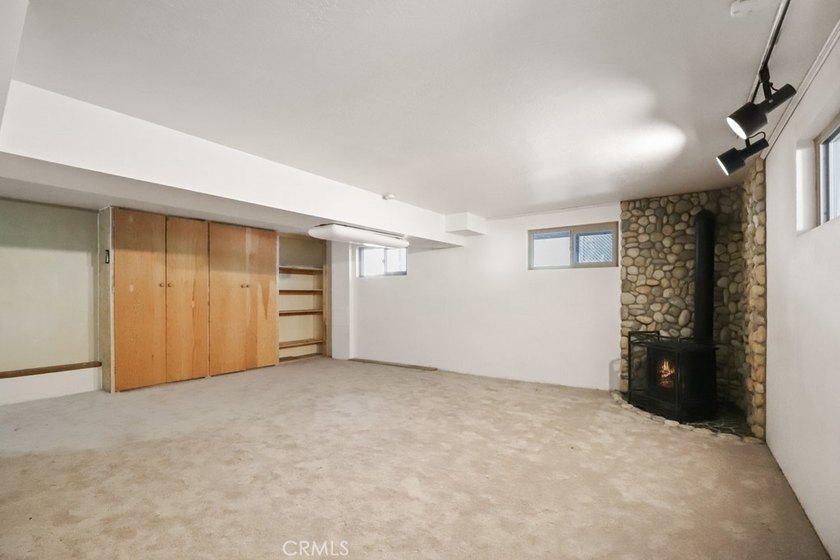 21645 Jobs Peak Rd - photo 40