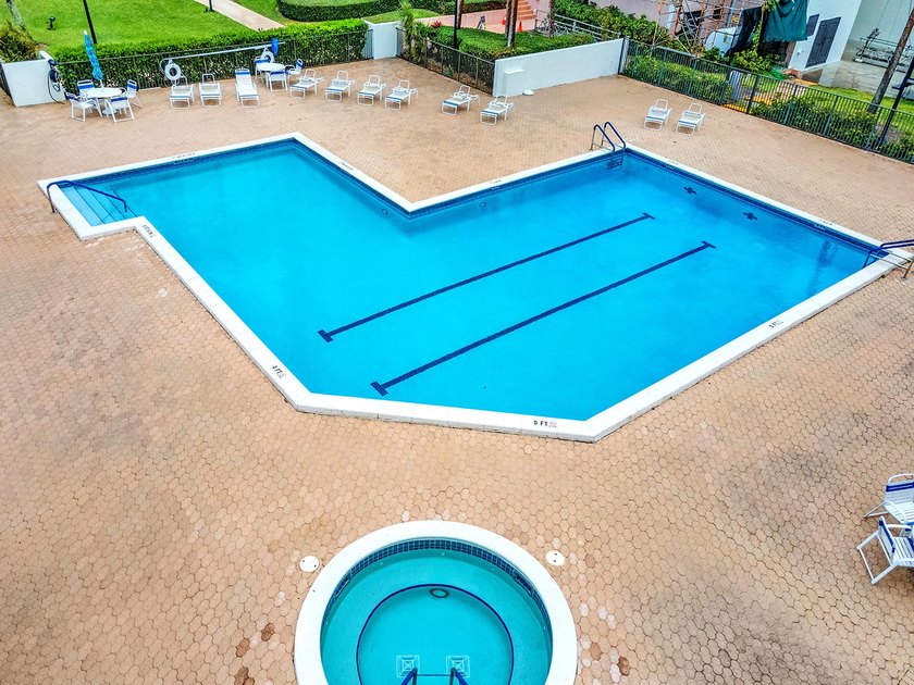 Absolutely Stunning 3 Bedroom Model Condo with Gorgeous Ocean - photo 50