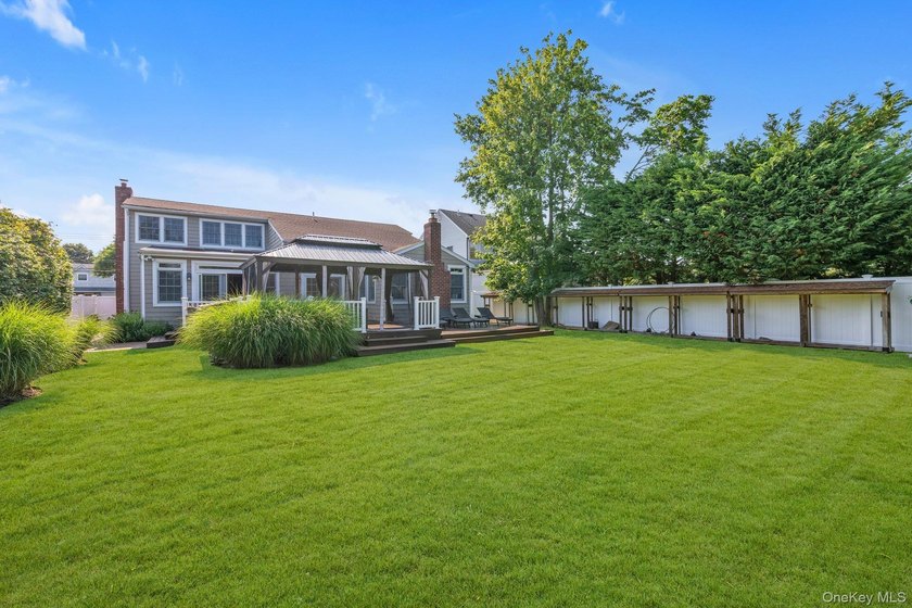 An Amazing 5 Bed, 3 Bath Farm Ranch With Open Floor Plan In The - photo 25