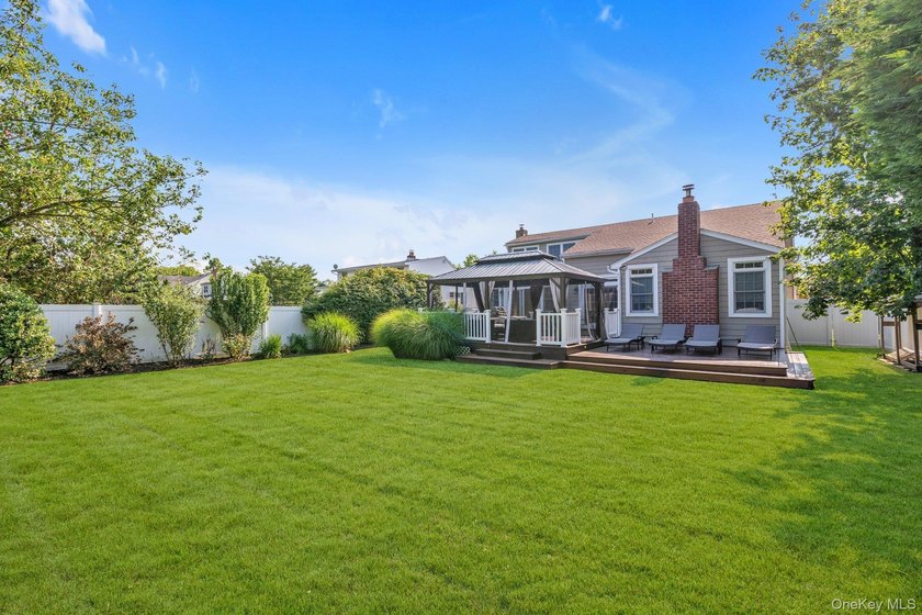 An Amazing 5 Bed, 3 Bath Farm Ranch With Open Floor Plan In The - photo 26