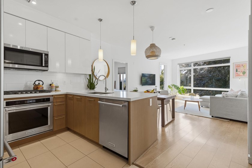 Welcome to The Lookout at Victoria Hill. This 2 bedroom + den, 2 - photo 14