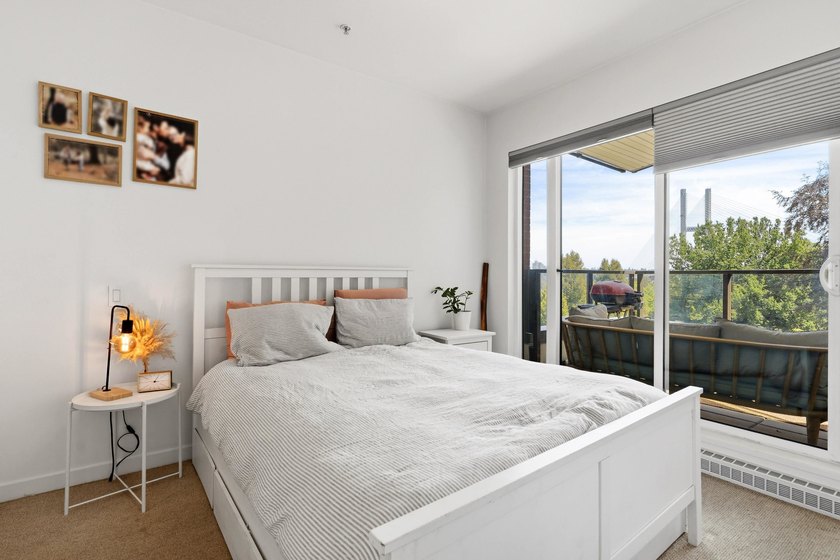 Welcome to The Lookout at Victoria Hill. This 2 bedroom + den, 2 - photo 28