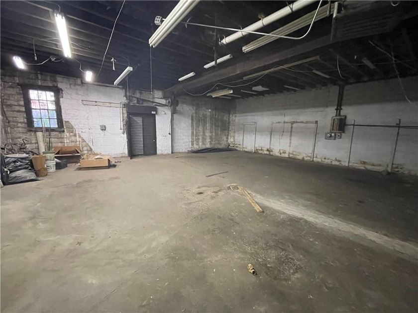 This well-located warehouse for sale is situated in an M1-1 - photo 3