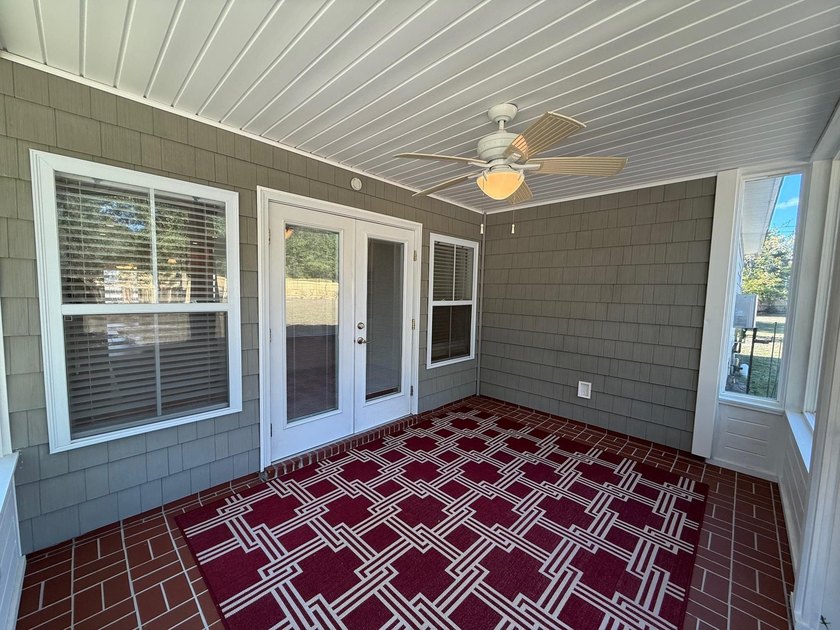 Don't miss this charming cottage-style home! This 3-bedroom - photo 8