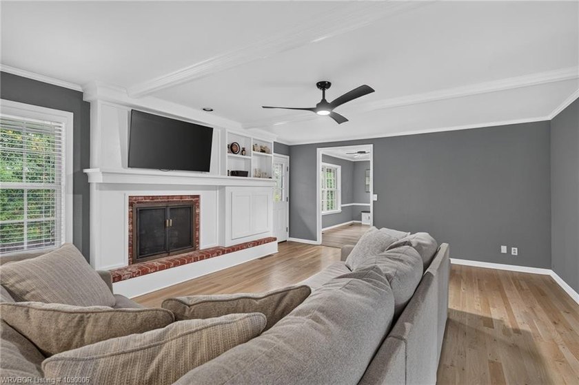 Welcome to this beautifully updated 4,438 sq ft home in the - photo 20