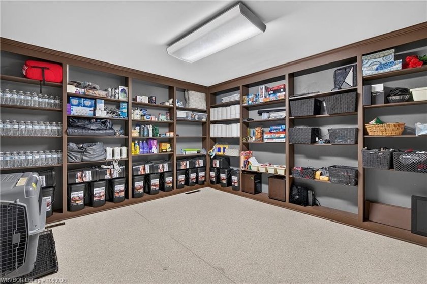Welcome to this beautifully updated 4,438 sq ft home in the - photo 35