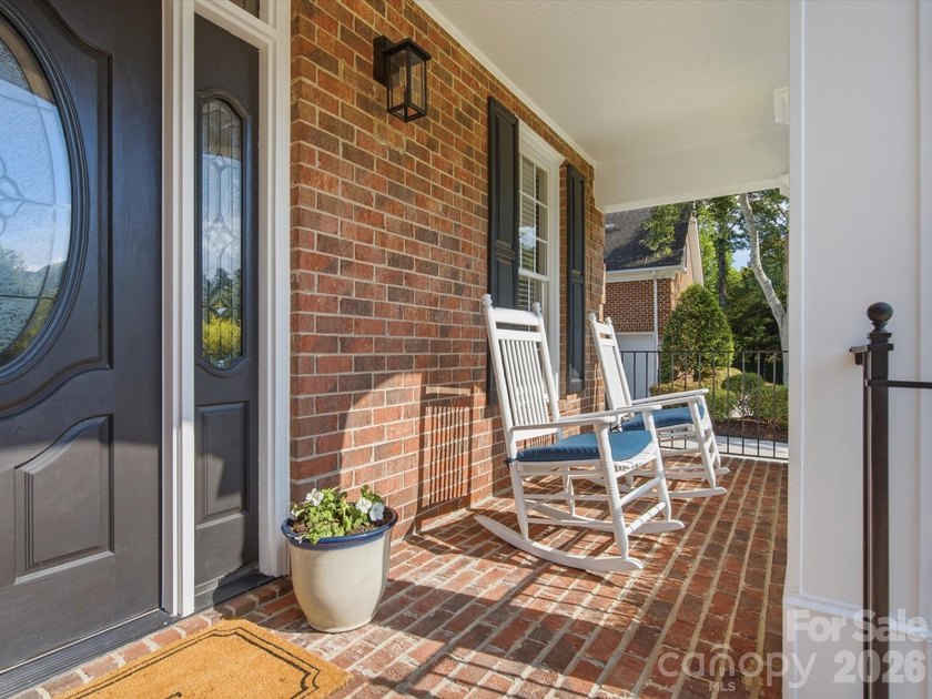 Welcome to this meticulously maintained home in Providence - photo 2