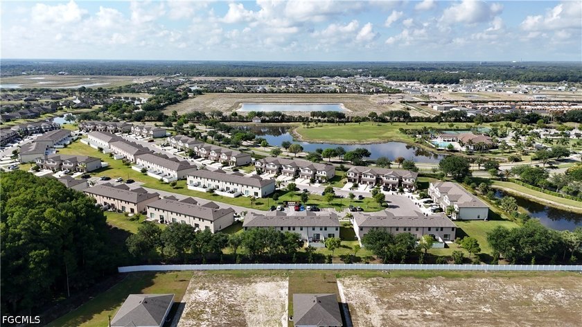 WELCOME to the townhomes of Portico! This beautiful 2022 Avery - photo 41