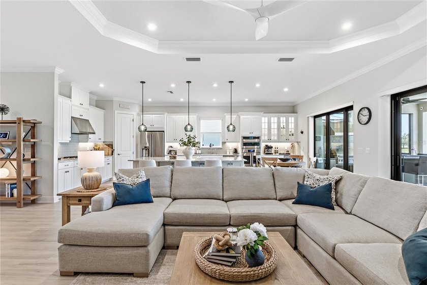 Under contract-accepting backup offers. Experience elevated - photo 13