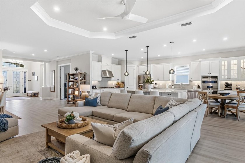 Under contract-accepting backup offers. Experience elevated - photo 48