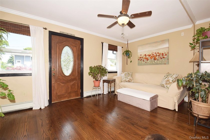 This well-cared for beauty on a quiet block may be just what you - photo 3