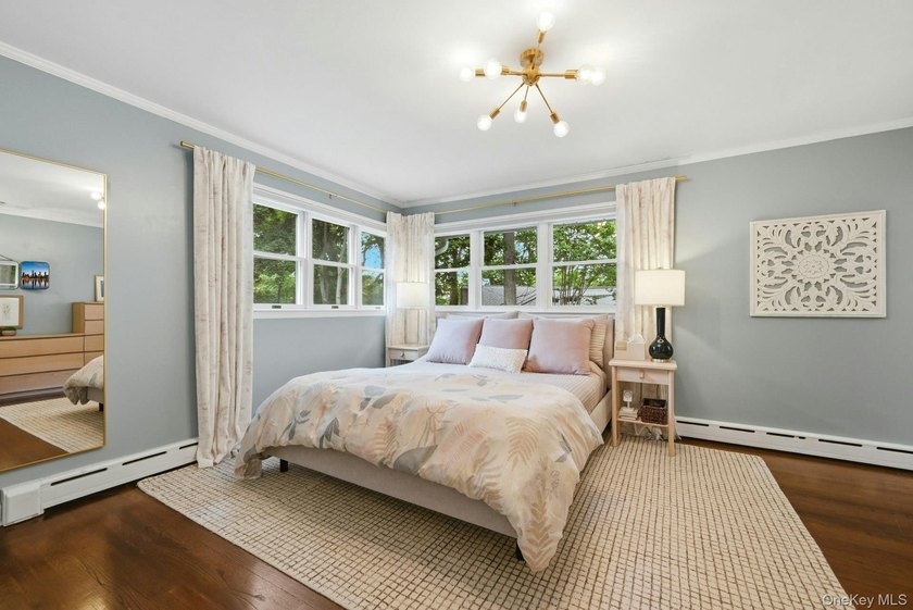 This classic brick ranch is picture perfect, with thoughtful and - photo 16