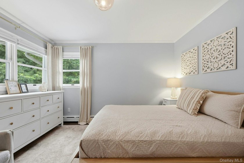 This classic brick ranch is picture perfect, with thoughtful and - photo 18