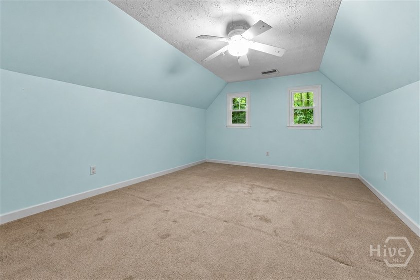 If you're looking for privacy, a private pool surrounded by - photo 19