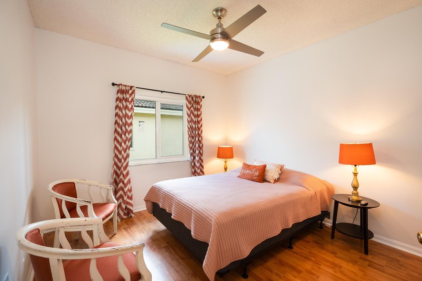 DON'T DELAY, BUY TODAY! This upgraded 4-bedroom, 2.5-bathroom - photo 20