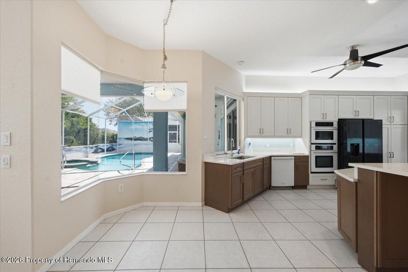 Located in Glen Lakes, this beautiful 1994 Lindhorst Custom pool - photo 26