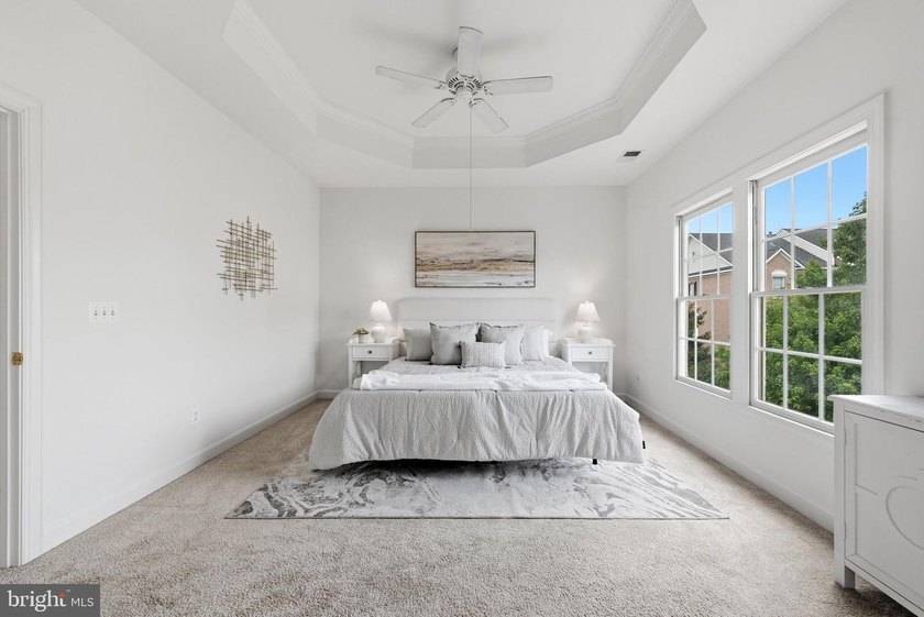 Prime End-Unit in the Prestigious Bear Creek Section of River - photo 29