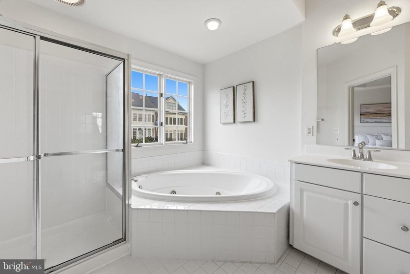 Prime End-Unit in the Prestigious Bear Creek Section of River - photo 31