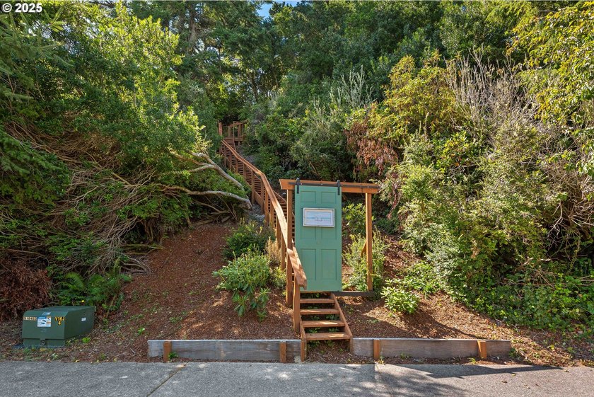 A one-of-a-kind residence situated at the highest point in - photo 33