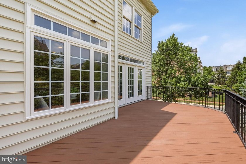 Prime End-Unit in the Prestigious Bear Creek Section of River - photo 44