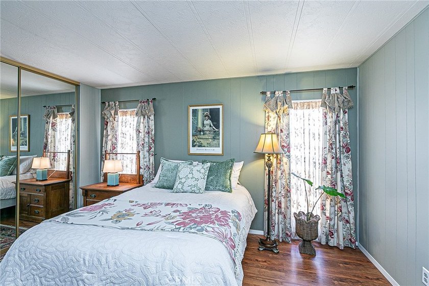 Updated &amp; Move-In Ready! This beautifully maintained 2-bedroom - photo 19
