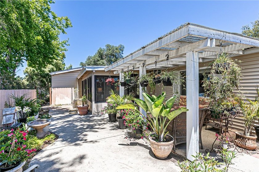 Updated &amp; Move-In Ready! This beautifully maintained 2-bedroom - photo 35