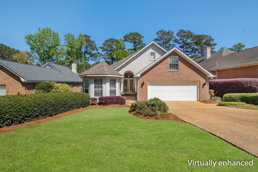Golden Eagle fairway home - 3BR/3BA + den, pool, and views of - photo 3