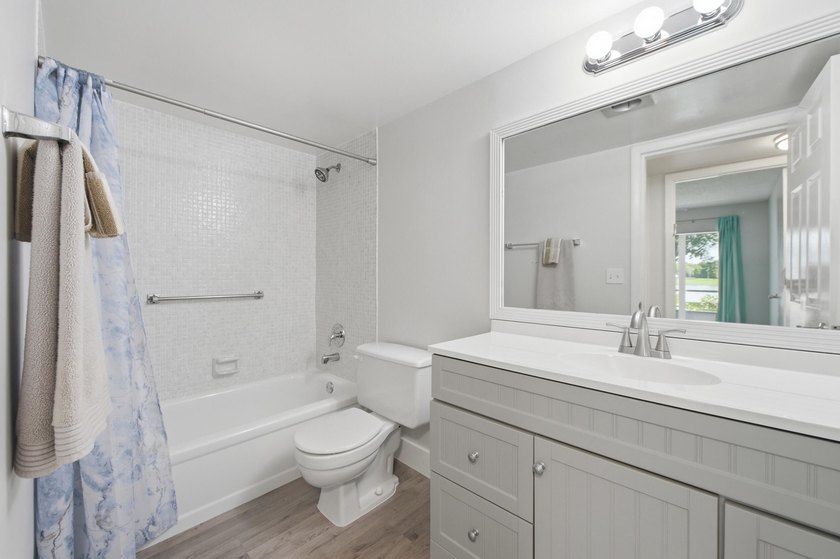Completely renovated and move-in ready! This beautifully updated - photo 20