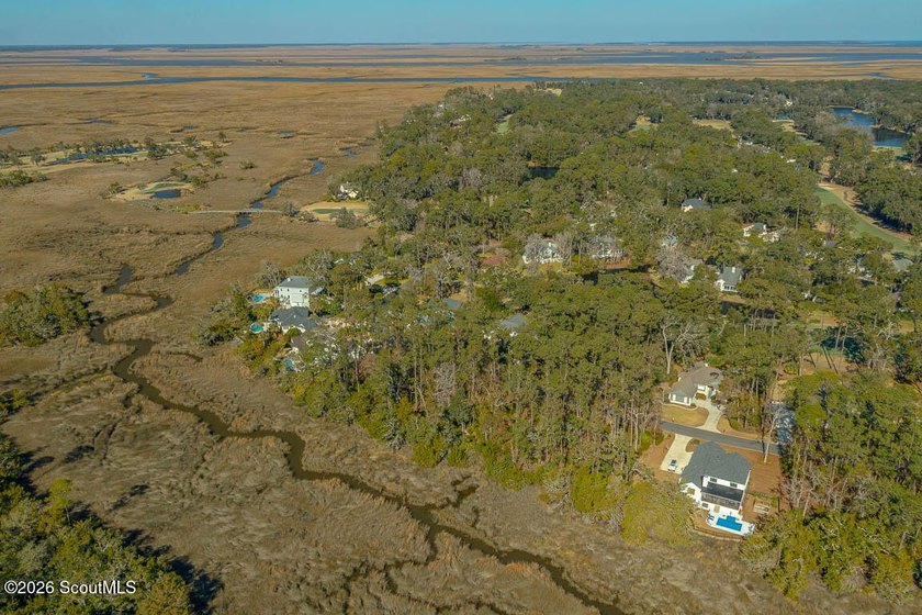 Nestled inside the gates of Hampton Plantation, this beautiful - photo 10