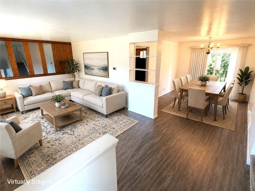 Well maintained, split-level ranch in great neighborhood. Step - photo 4