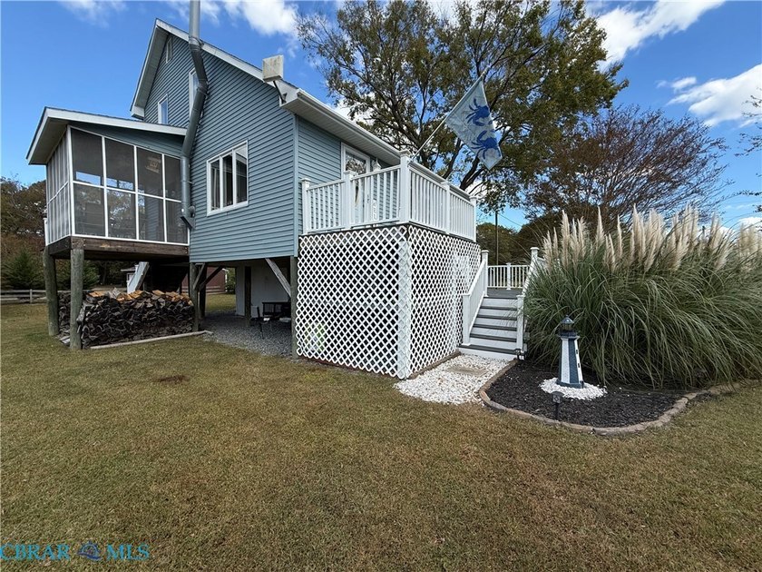 114 Landing Drive - River Views &amp; Coastal Charm on the - photo 2