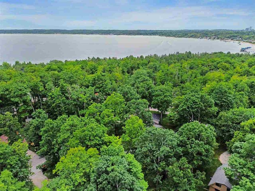 Open House Sunday July 5th from 2pm to 4pm. Welcome to Fern - photo 14