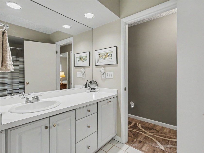 Open House Sunday July 5th from 2pm to 4pm. Welcome to Fern - photo 32