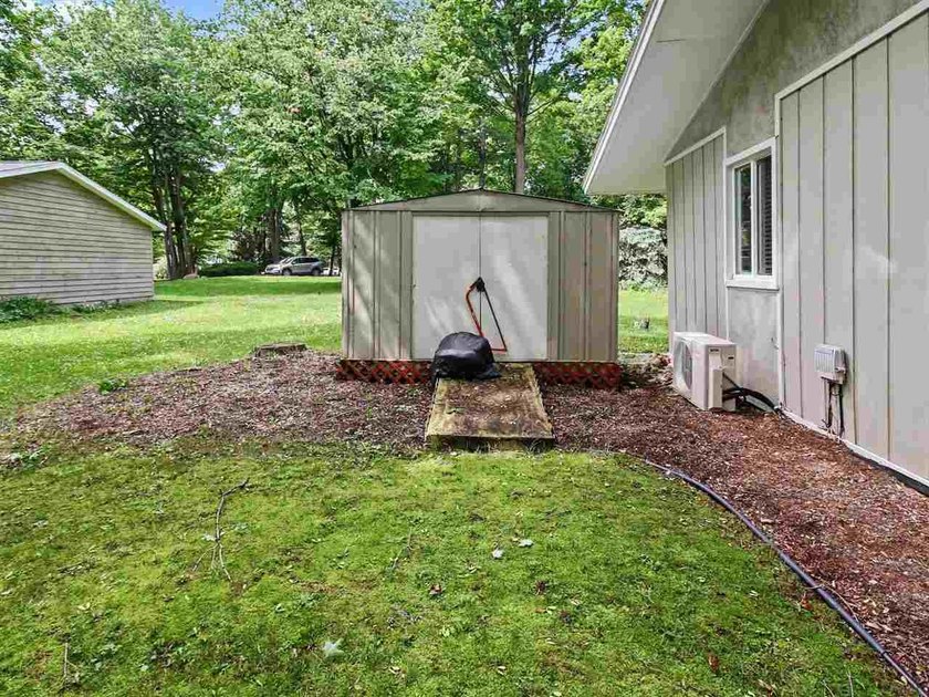 Open House Sunday July 5th from 2pm to 4pm. Welcome to Fern - photo 40
