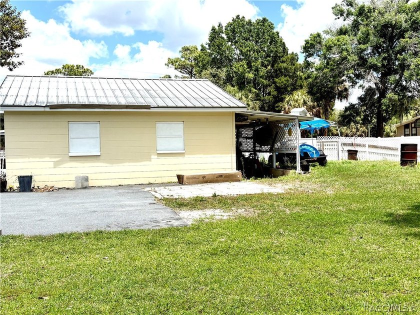 Check out this great double wide mobile on a 1.05 acre lot. It - photo 22