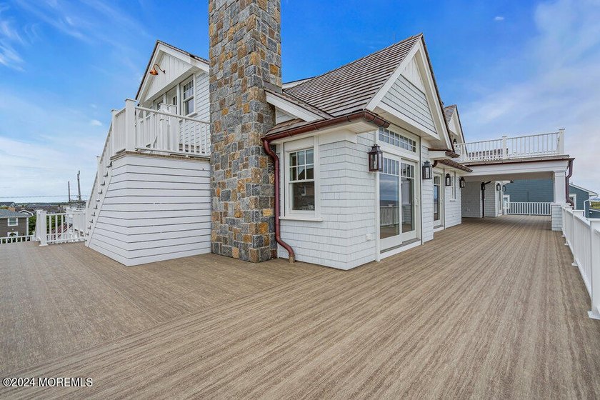 Experience unparalleled luxury in this exceptional oceanfront - photo 24