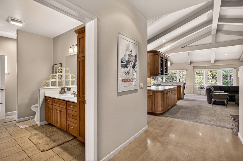 Architectural Craftsman home in Bailey Creek! The main level - photo 7