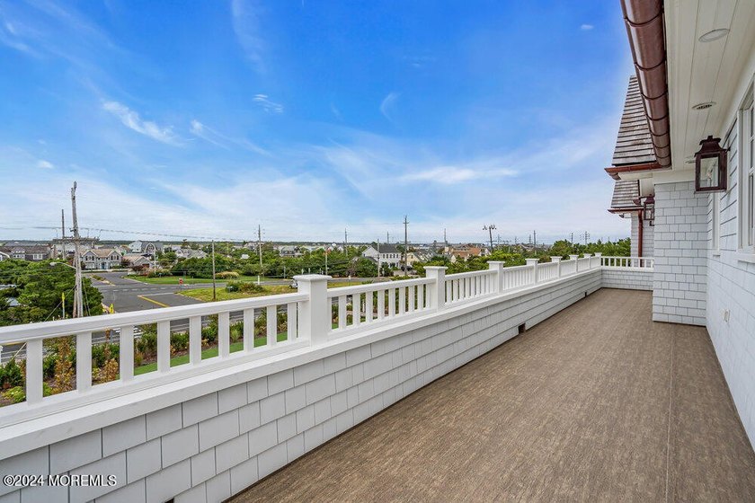 Experience unparalleled luxury in this exceptional oceanfront - photo 28