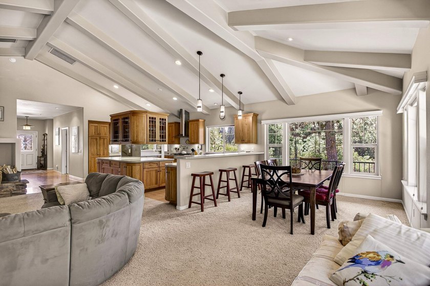 Architectural Craftsman home in Bailey Creek! The main level - photo 10