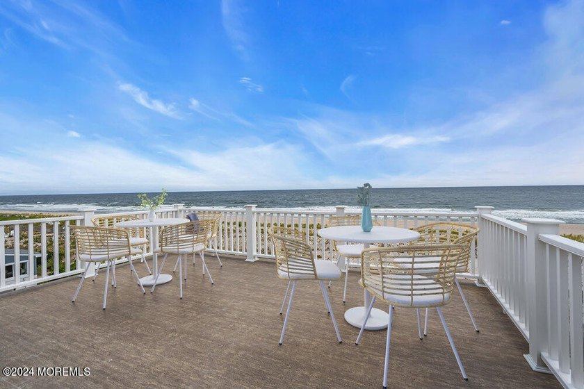Experience unparalleled luxury in this exceptional oceanfront - photo 32